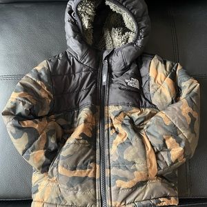 The North Face Toddler Mount Chimborazo Reversible Coat